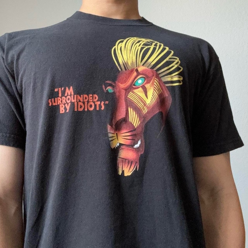 Vintage 2000s Lion King Broadway Black T-Shirt with Lion Graphic - Picture 3 of 7